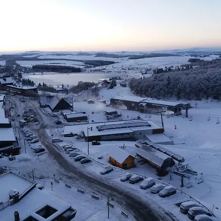 Studio Aux Pieds Des Pistes Besse-et-Saint-Anastaise Exterior foto